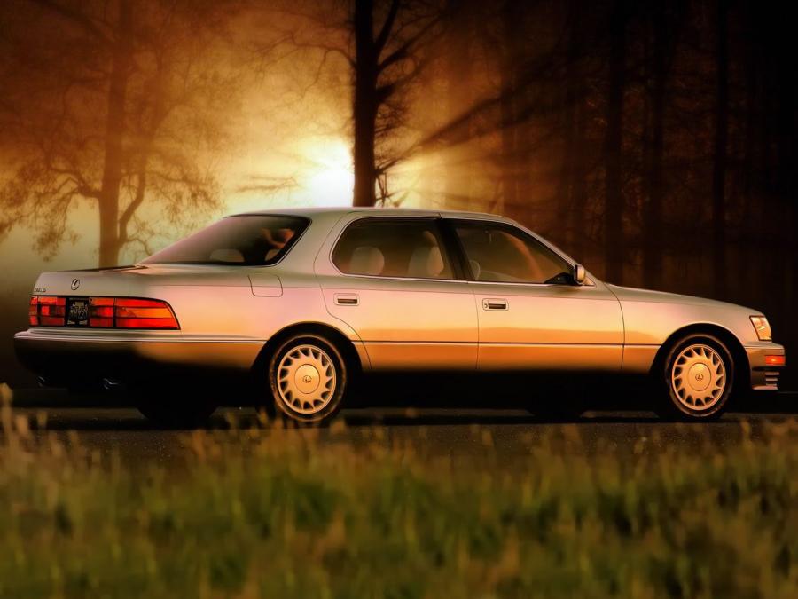  Lexus LS400 (UCF10) 1989 года  (NA) (фото 9 из 30)